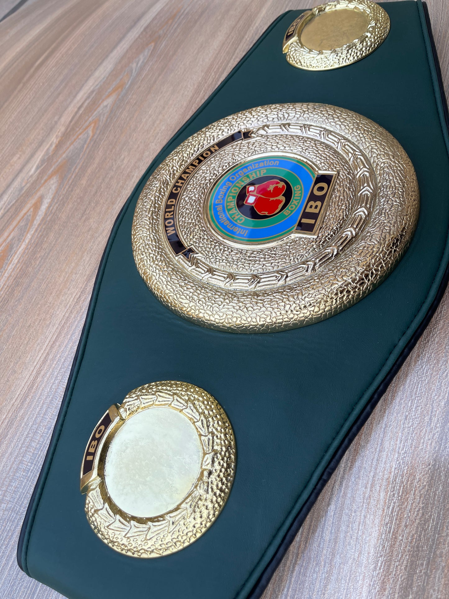 IBO REPLICA BOXING CHAMPIONSHIP BELT – PREMIUM DISPLAY FOR GYMS & STORES