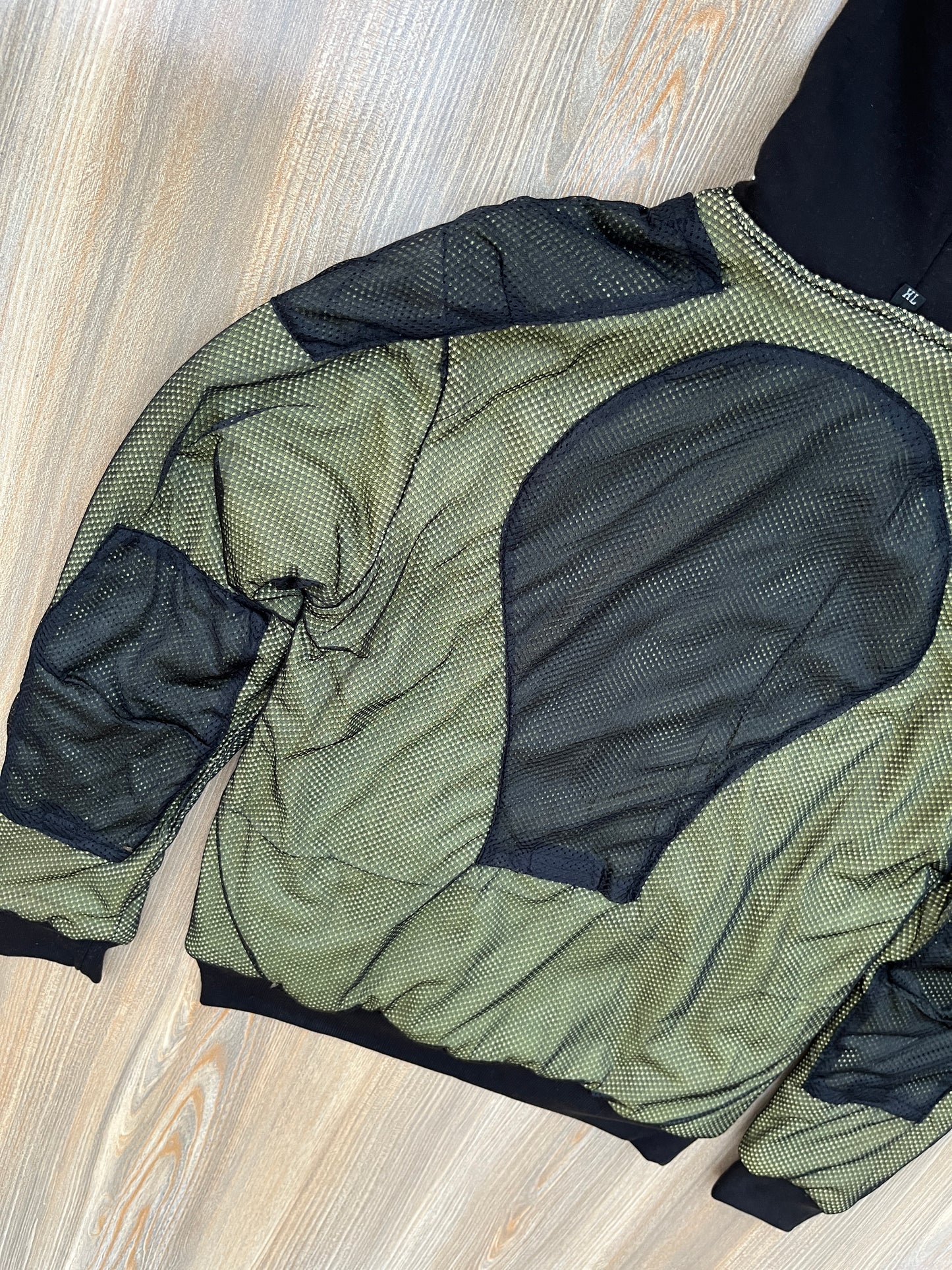 SAMPLE OF PROTECTIVE MOTORBIKE HOODIE – DUPONT™ KEVLAR® REINFORCED WITH CE ARMOR POCKETS